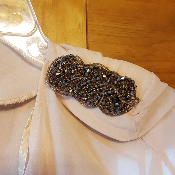 Top - Picture 2 of 3